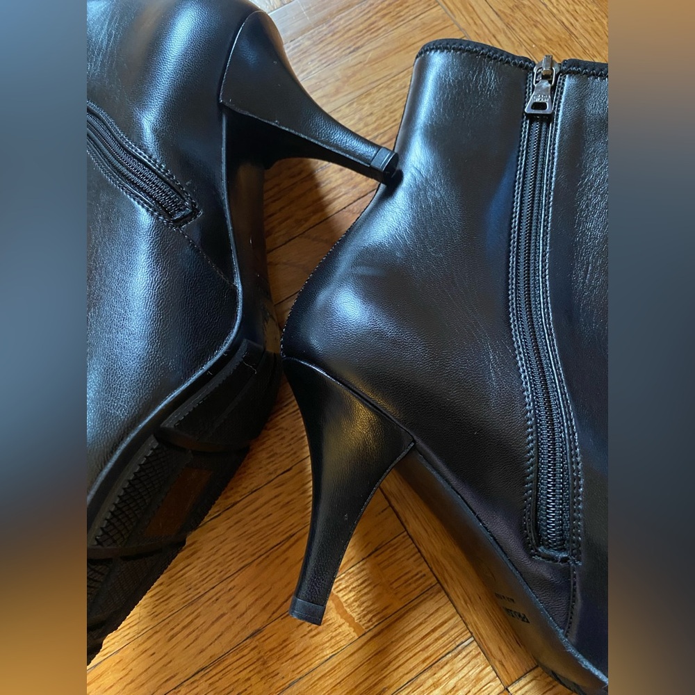 PRADA 🍁 Nappa Stretch Leather Booties | Women’s Size 37.5 Black ‘08 Collection - Picture 12 of 16